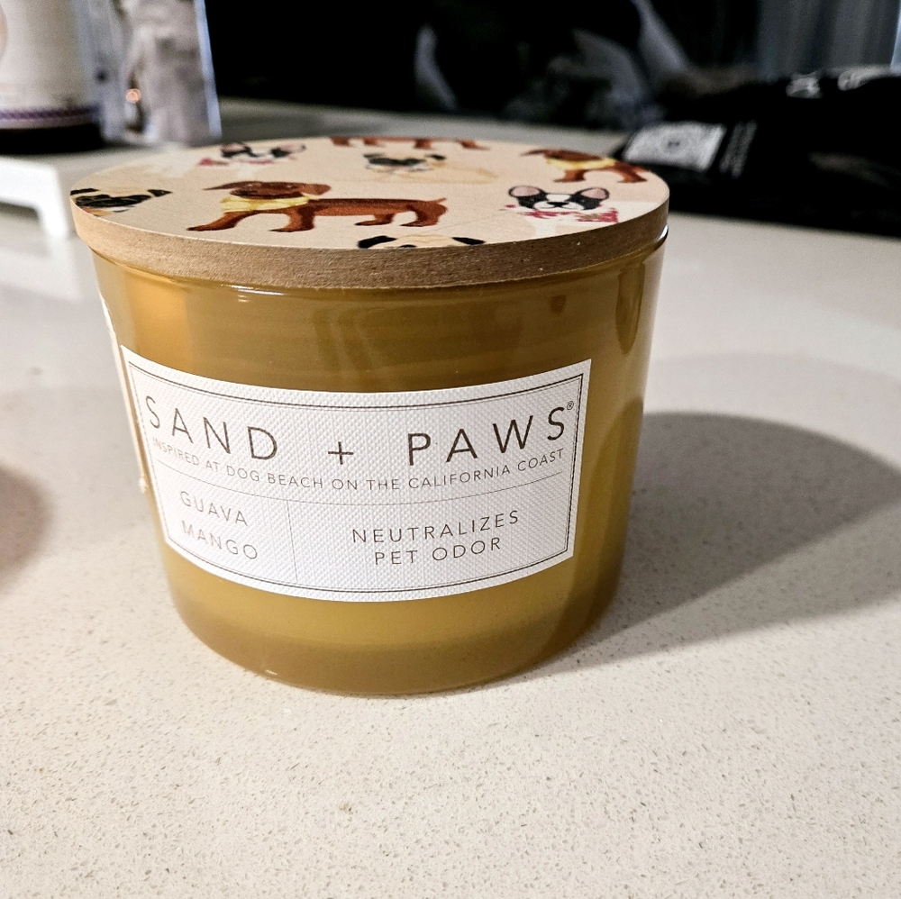 NWT Sand & Paws Candle - "Guava Mango"